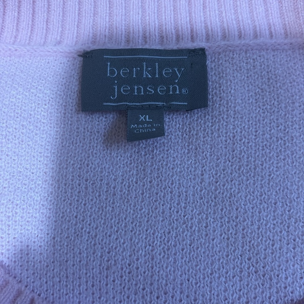 NWOT pink Berkley Jensen sweater - Picture 4 of 9